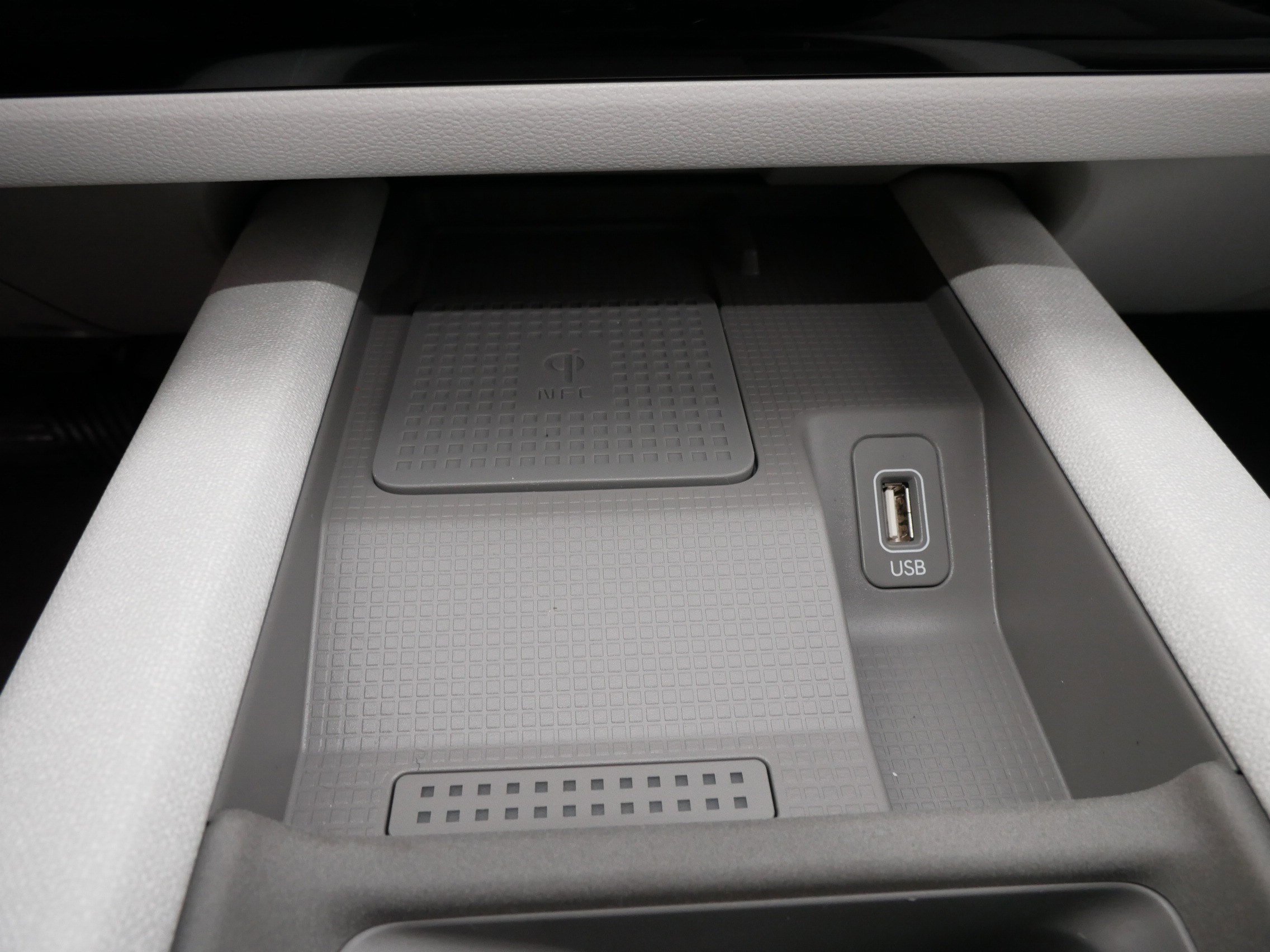 Used 2025 Hyundai Ioniq 6 SEL image 31