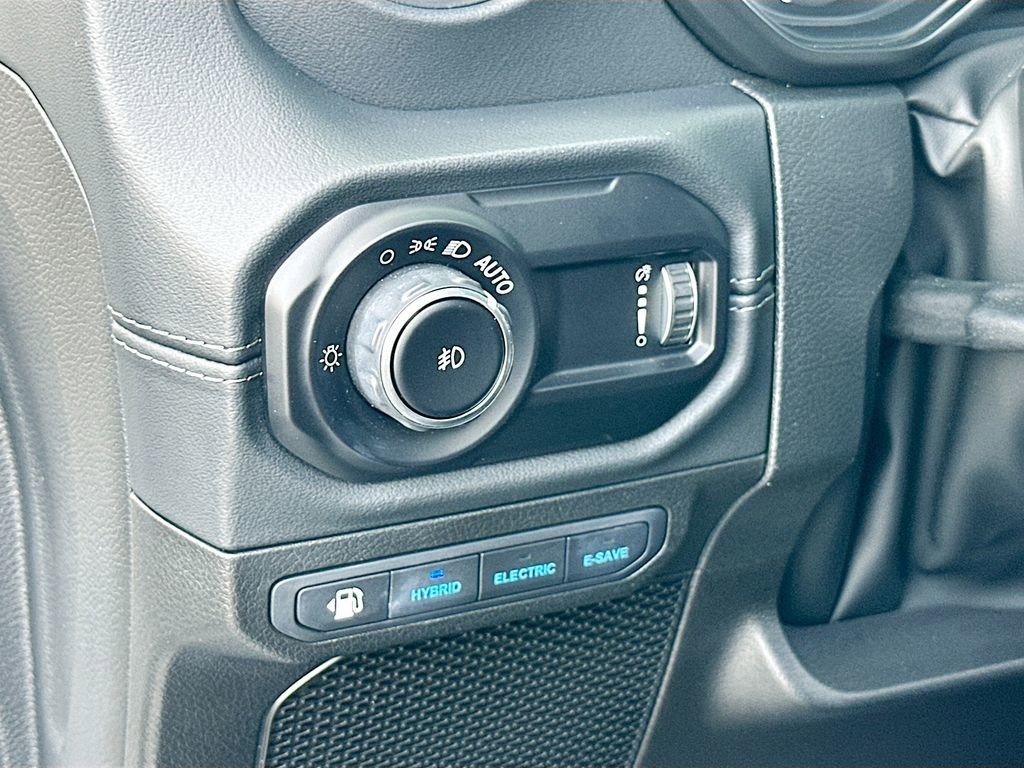 Used 2024 Jeep Wrangler High Altitude image 10