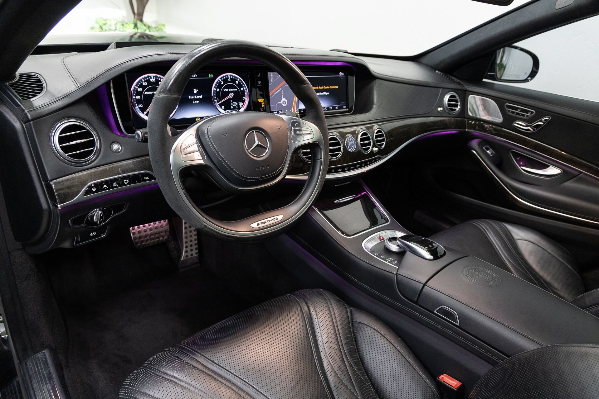 Used 2015 Mercedes-Benz S 63 AMG 4MATIC Sedan w/ Driver Assistance Package image 6