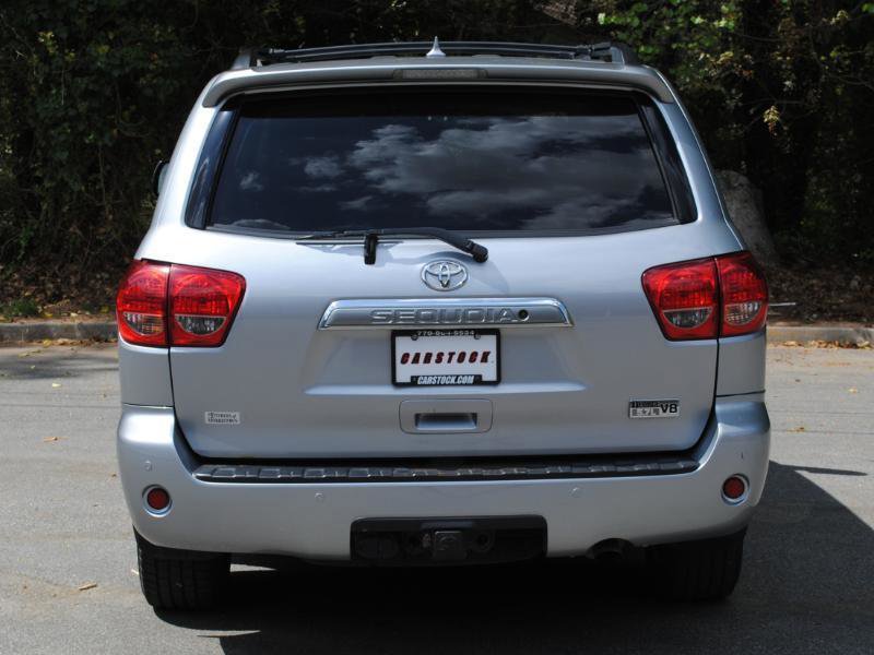 Used 2016 Toyota Sequoia Limited w/ Safety & Convenience Package AWD/4WD image 18