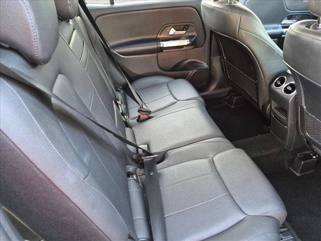 Used 2022 Mercedes-Benz GLB 250 image 19
