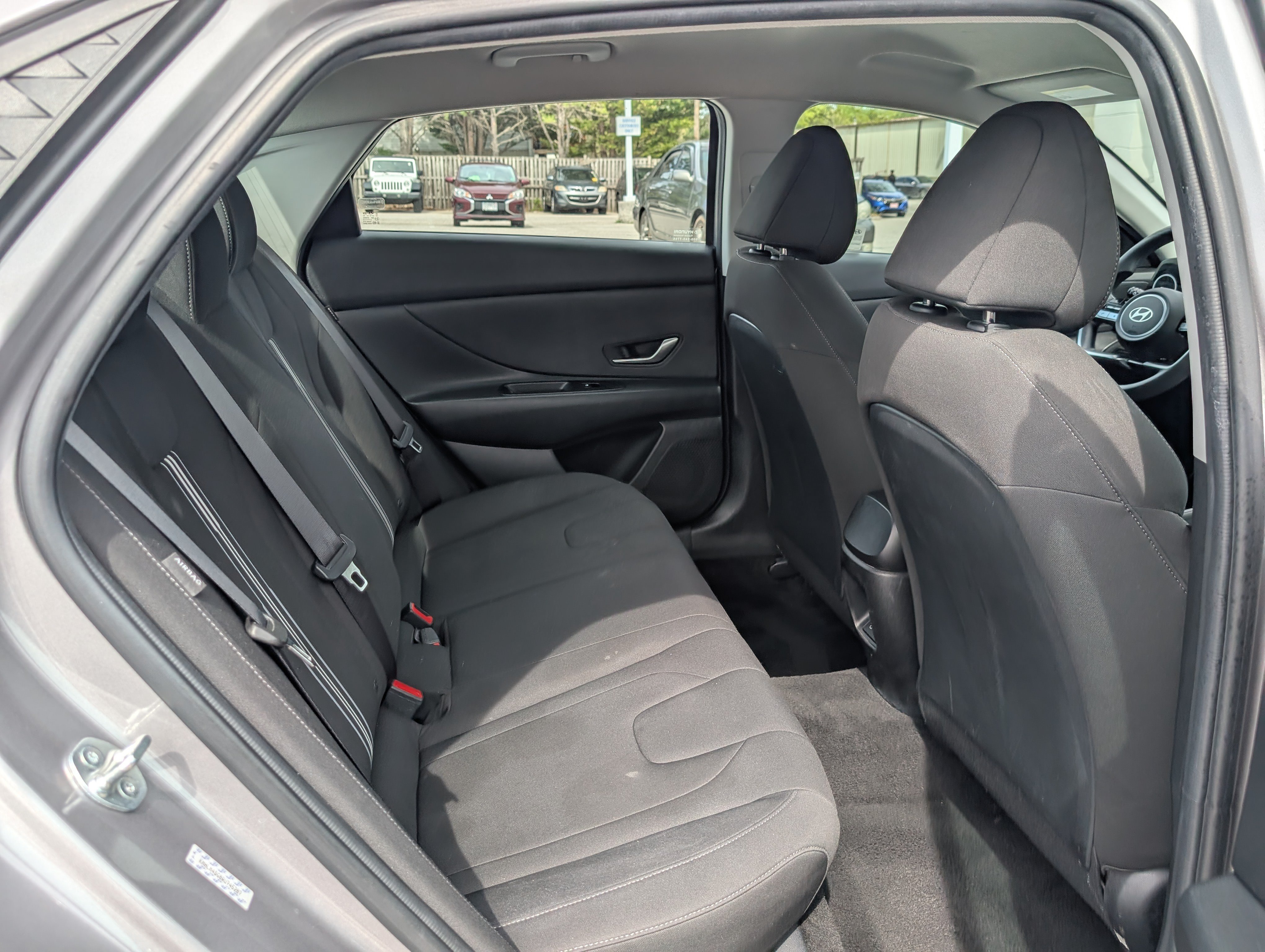 Used 2024 Hyundai Elantra SEL FWD image 11