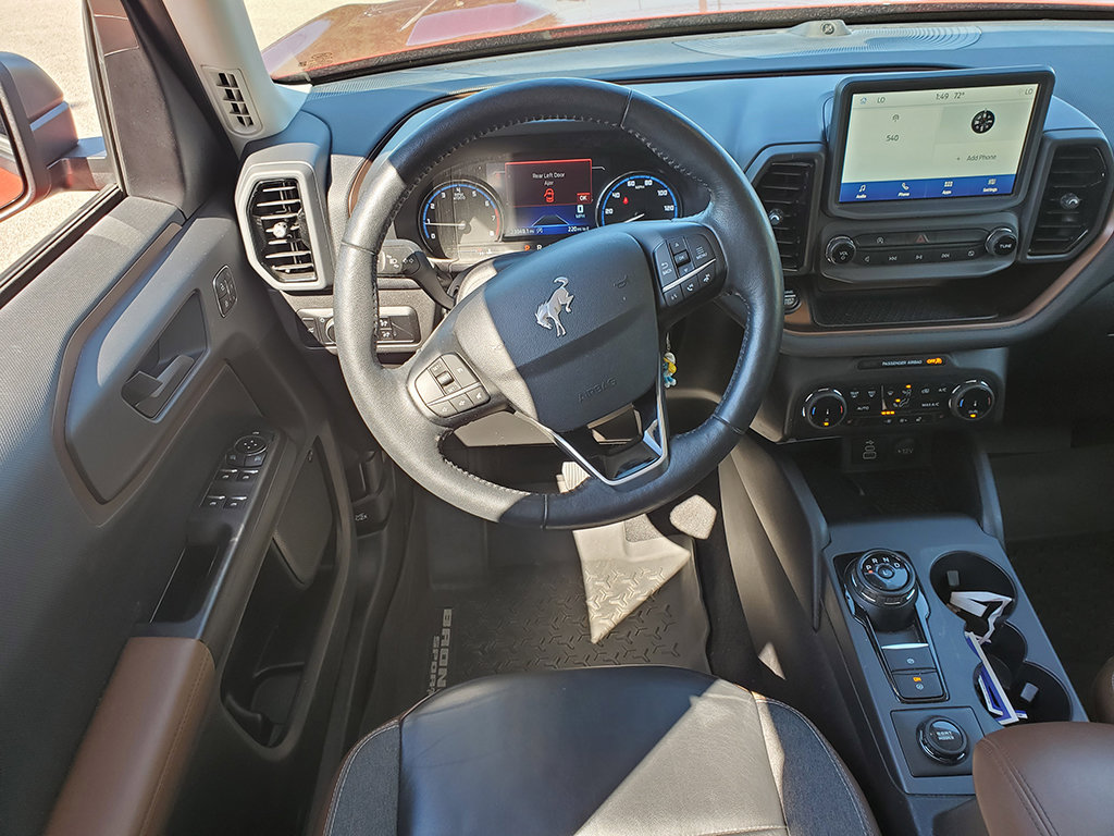 Used 2023 Ford Bronco Sport Outer Banks w/ Tech Package AWD/4WD image 9