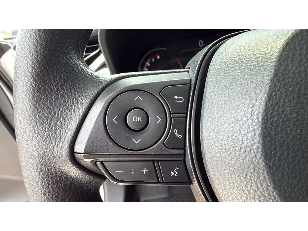 Certified 2025 Toyota RAV4 LE AWD/4WD image 27