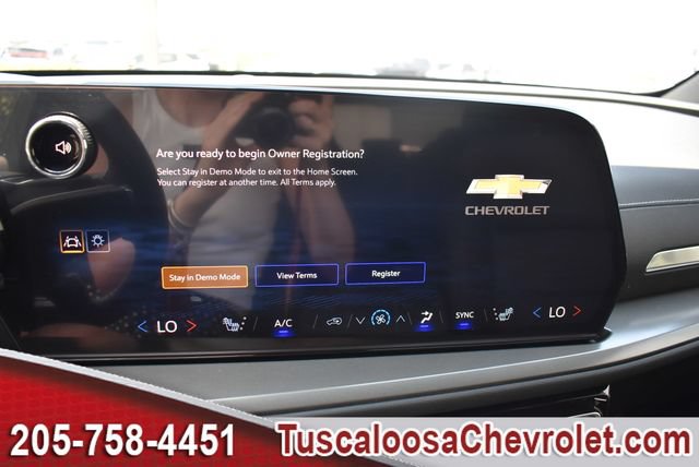 New 2027 Chevrolet Traverse LT w/ Midnight/Sport Edition FWD image 29
