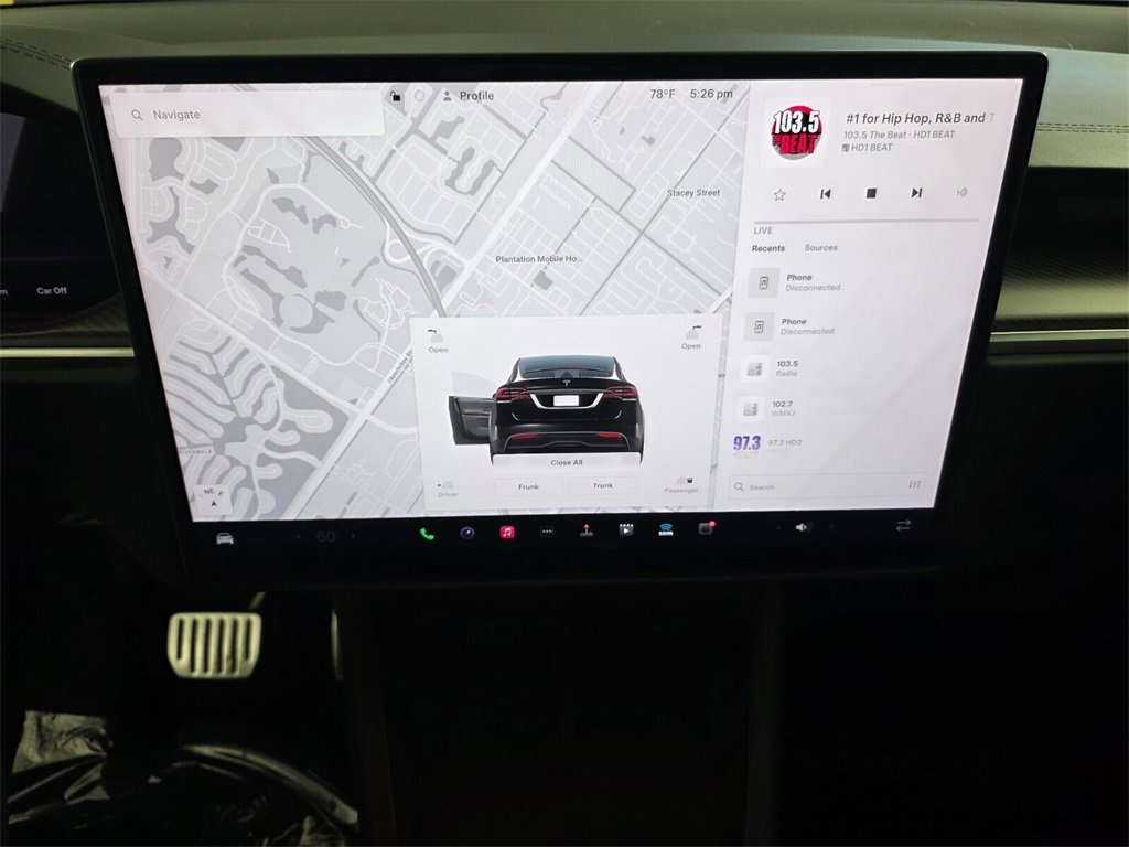 Used 2022 Tesla Model X Plaid image 25