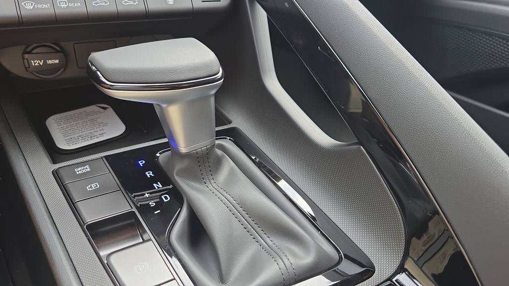 New 2026 Hyundai Elantra SEL Sport Premium FWD image 22