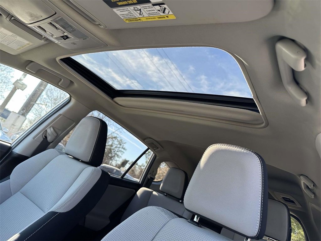 Certified 2018 Toyota RAV4 XLE image 21