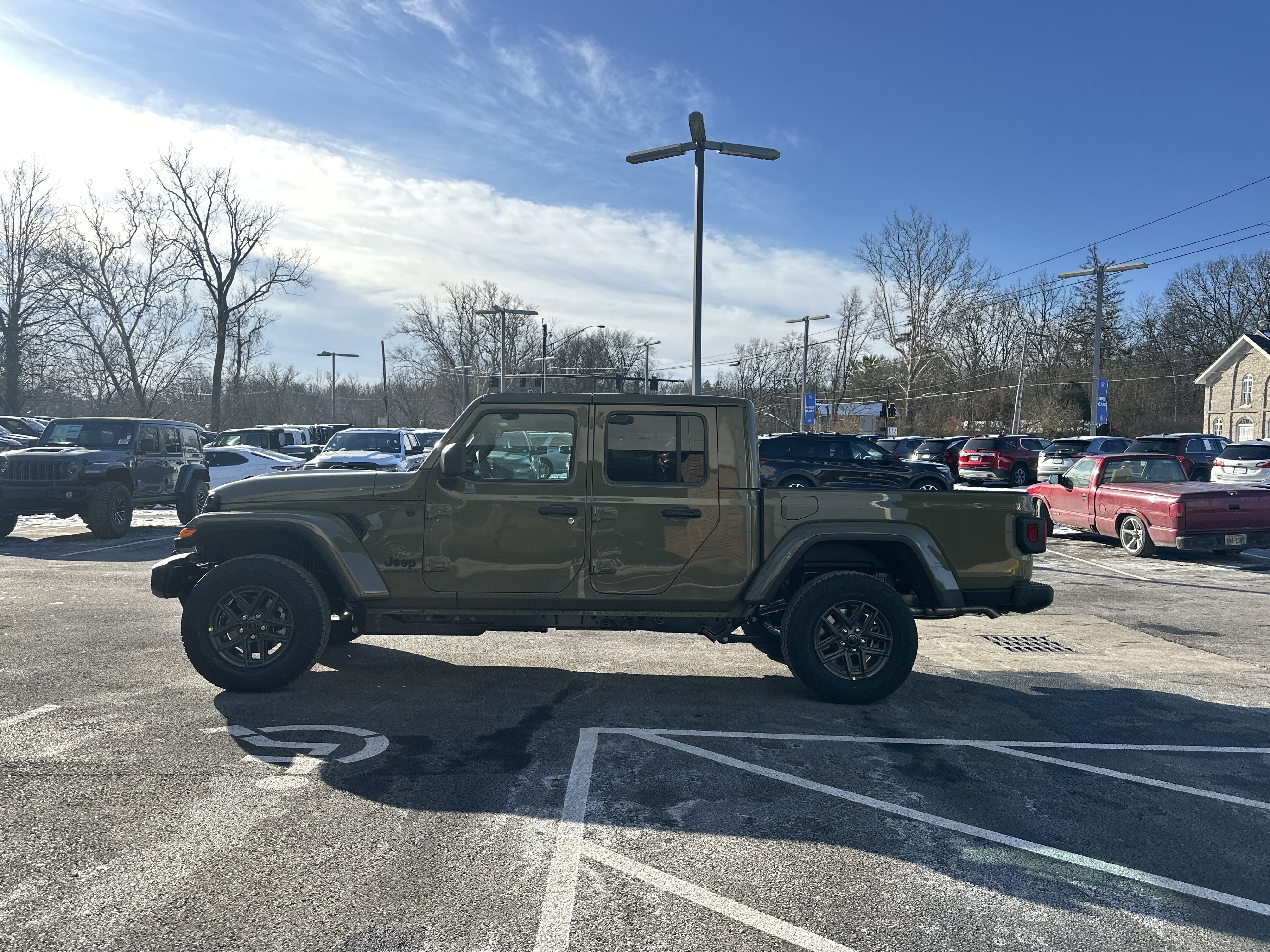 New 2026 Jeep Gladiator Sport image 24