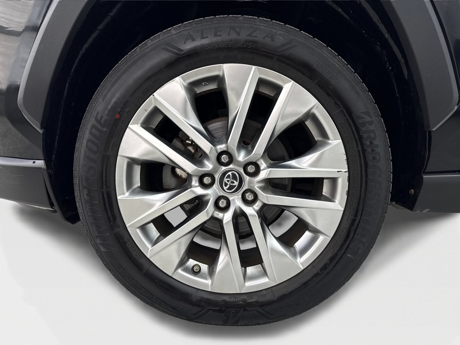 Used 2019 Toyota RAV4 Limited w/ Advanced Technology Package AWD/4WD image 51