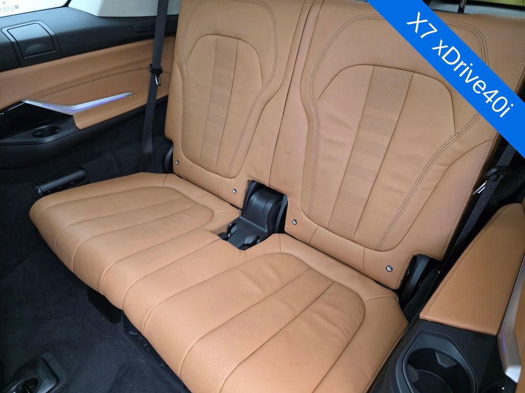 Used 2022 BMW X7 xDrive40i w/ Premium Package image 16