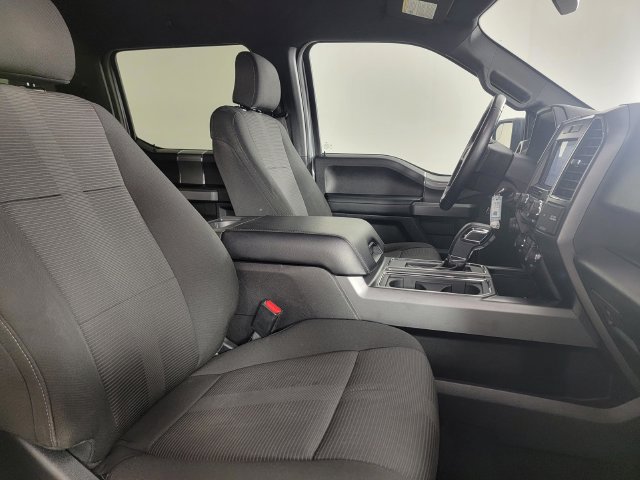 Used 2017 Ford F150 XLT w/ Equipment Group 302A Luxury AWD/4WD image 18