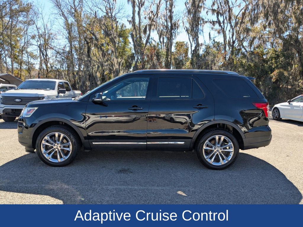 Used 2018 Ford Explorer XLT w/ Equipment Group 202A image 8