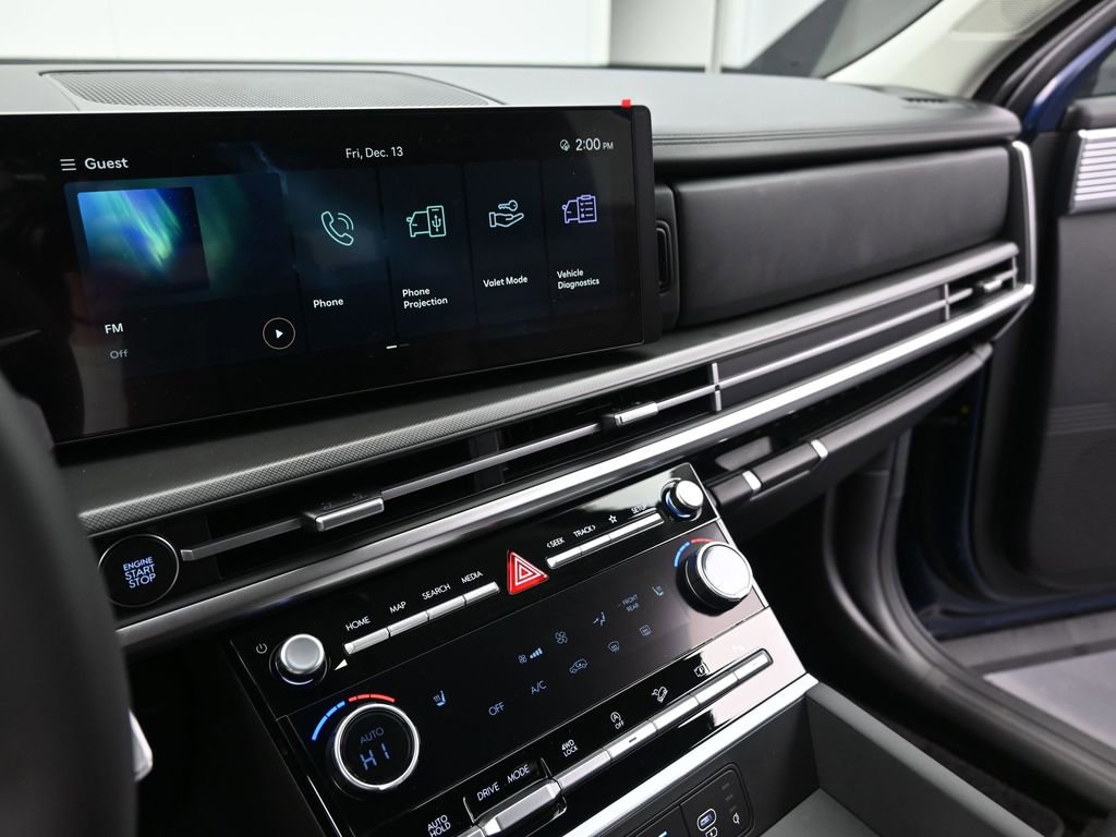 Used 2025 Hyundai Santa Fe SEL image 14