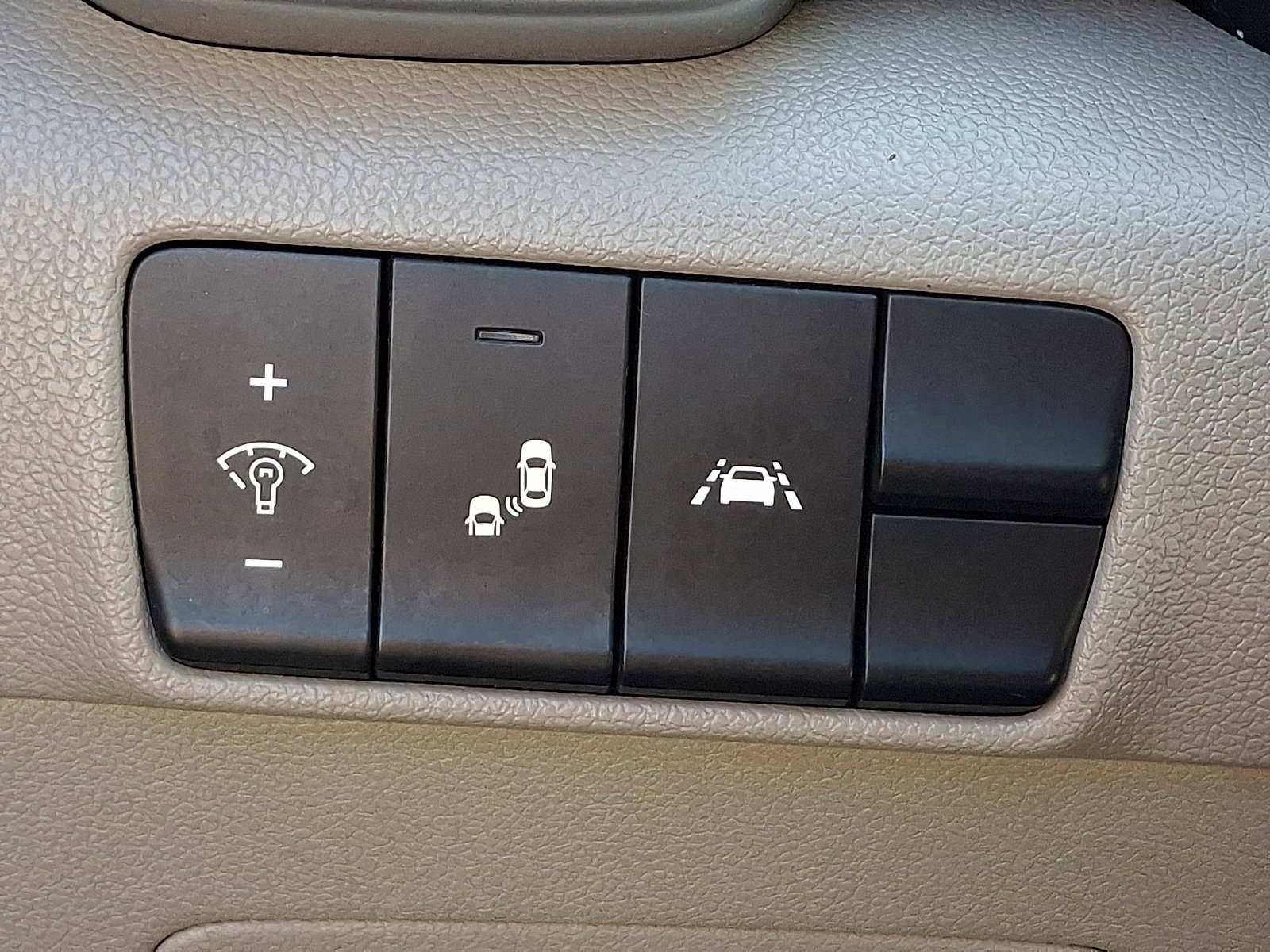 Used 2022 Kia Sportage Nightfall Edition image 24