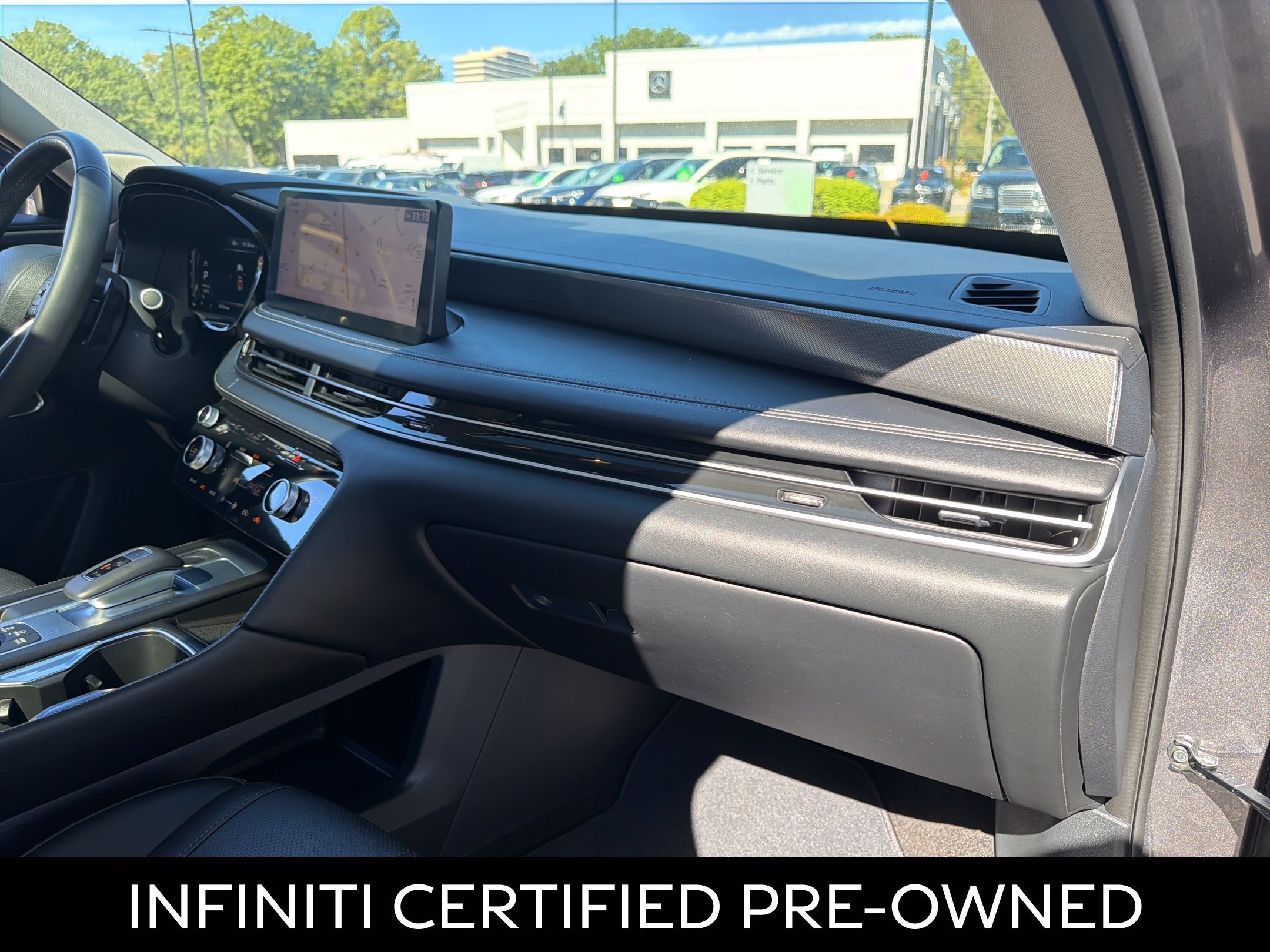 Certified 2025 INFINITI QX60 Luxe w/ Vision Package AWD/4WD image 40