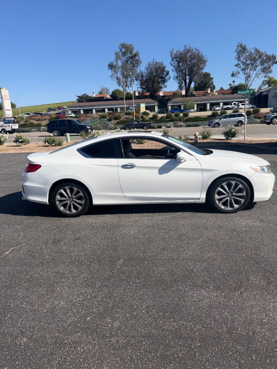 Used 2015 Honda Accord EX-L image 4