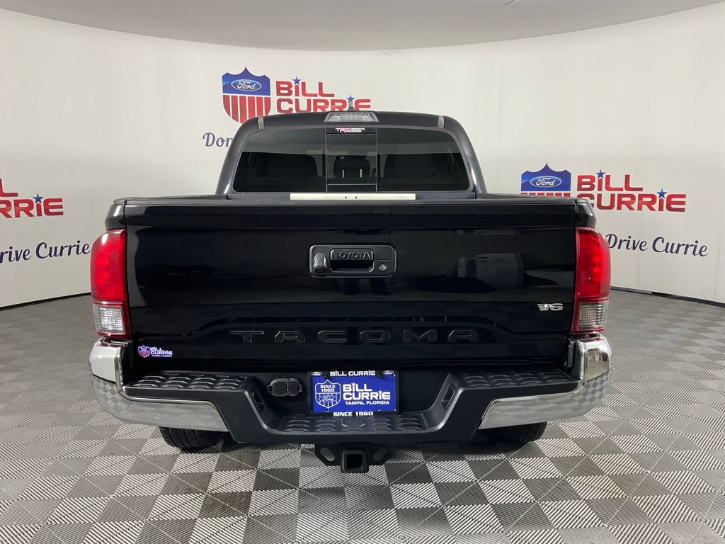 Used 2018 Toyota Tacoma TRD Off-Road RWD image 4