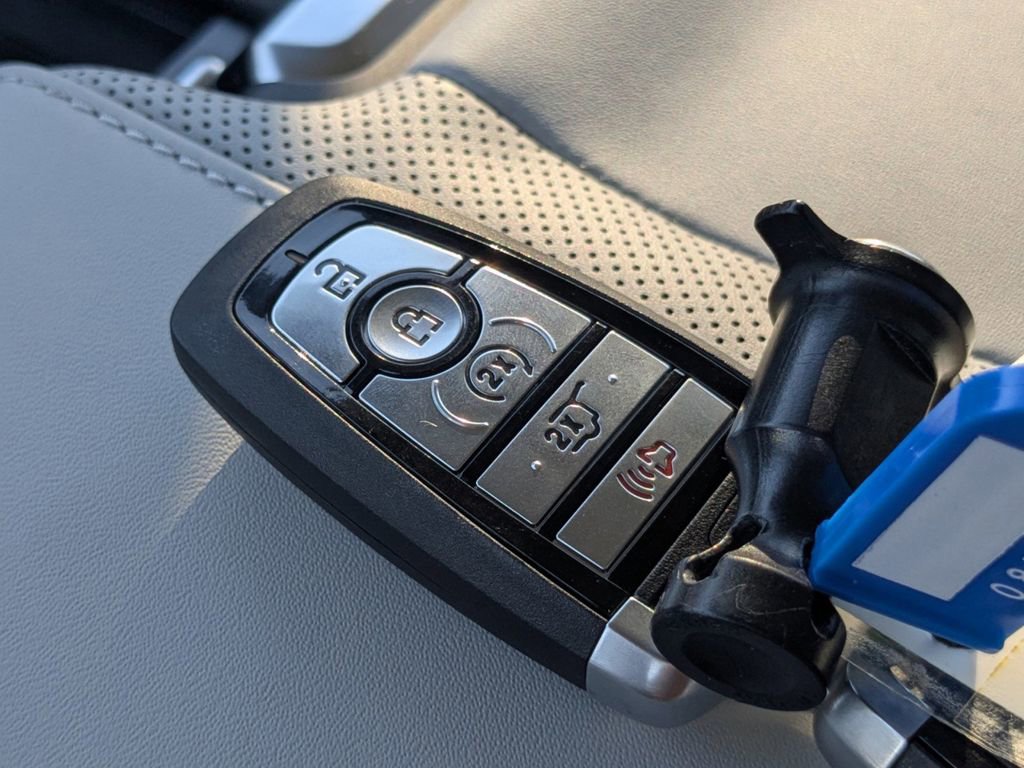 New 2025 Ford Expedition Max Platinum w/ Platinum Ultimate Package image 34