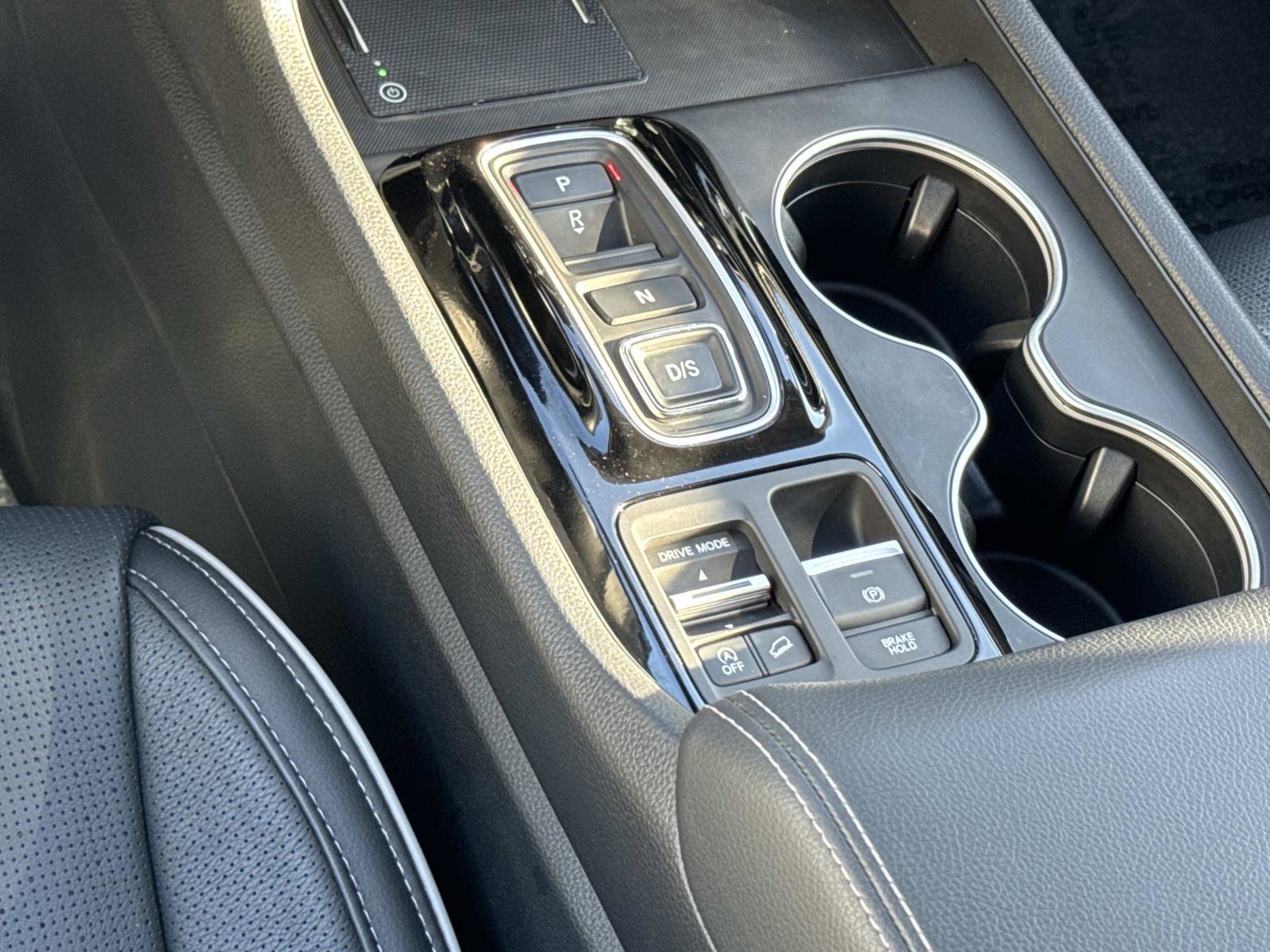 Certified 2025 Honda Pilot Elite image 5