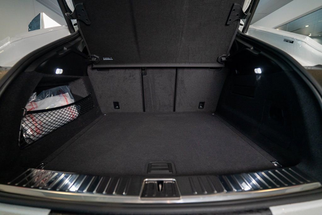 New 2025 Porsche Cayenne Coupe image 43