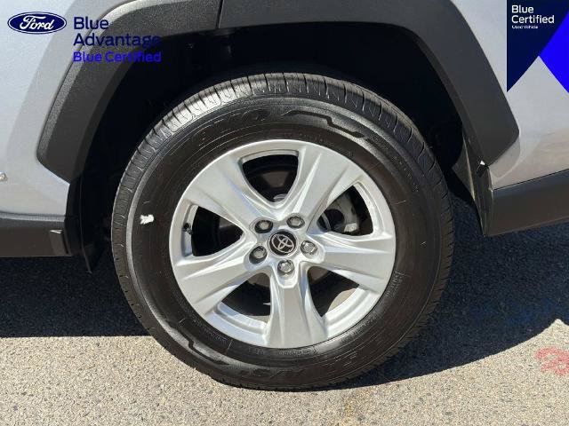 Used 2021 Toyota RAV4 LE AWD/4WD image 8