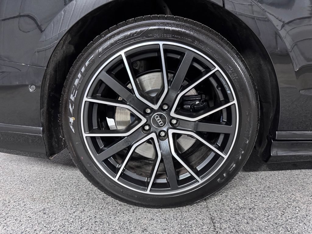 Used 2021 Audi A8 L 4.0T w/ Executive Plus Package AWD/4WD image 7