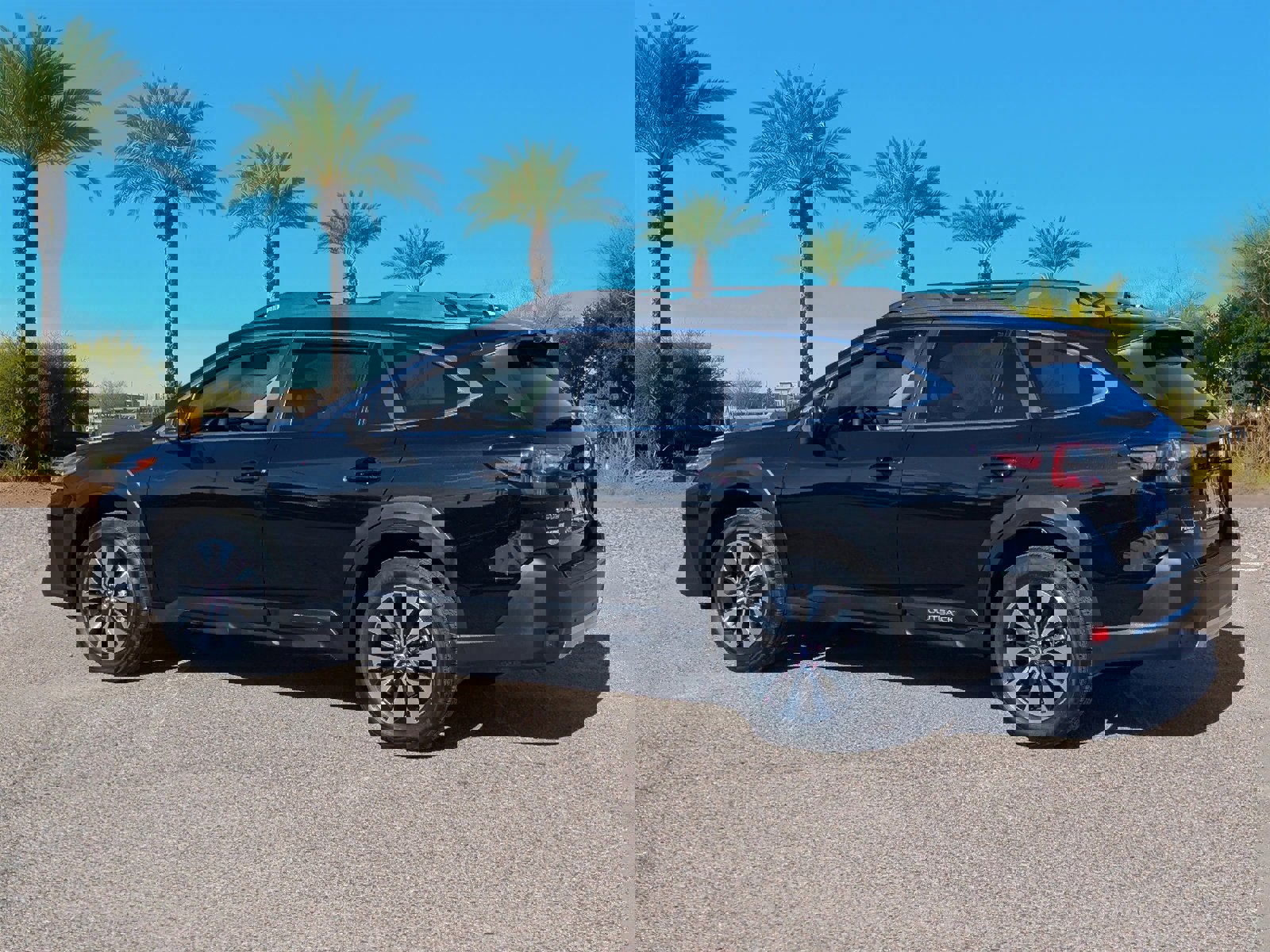 Used 2023 Subaru Outback Limited image 3