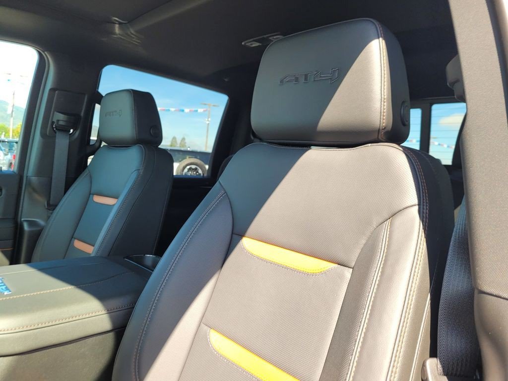 New 2026 GMC Sierra 2500 AT4 w/ AT4 Premium Plus Package AWD/4WD image 12