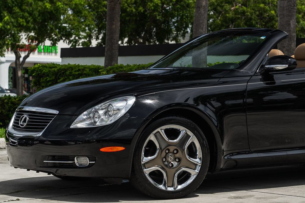 Used 2006 Lexus SC 430 Convertible w/ Preferred Accessory Pkg RWD image 3