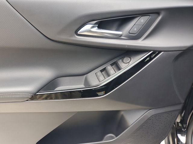 Certified 2025 Chevrolet Equinox LT w/ Safety and Technology Package FWD image 17