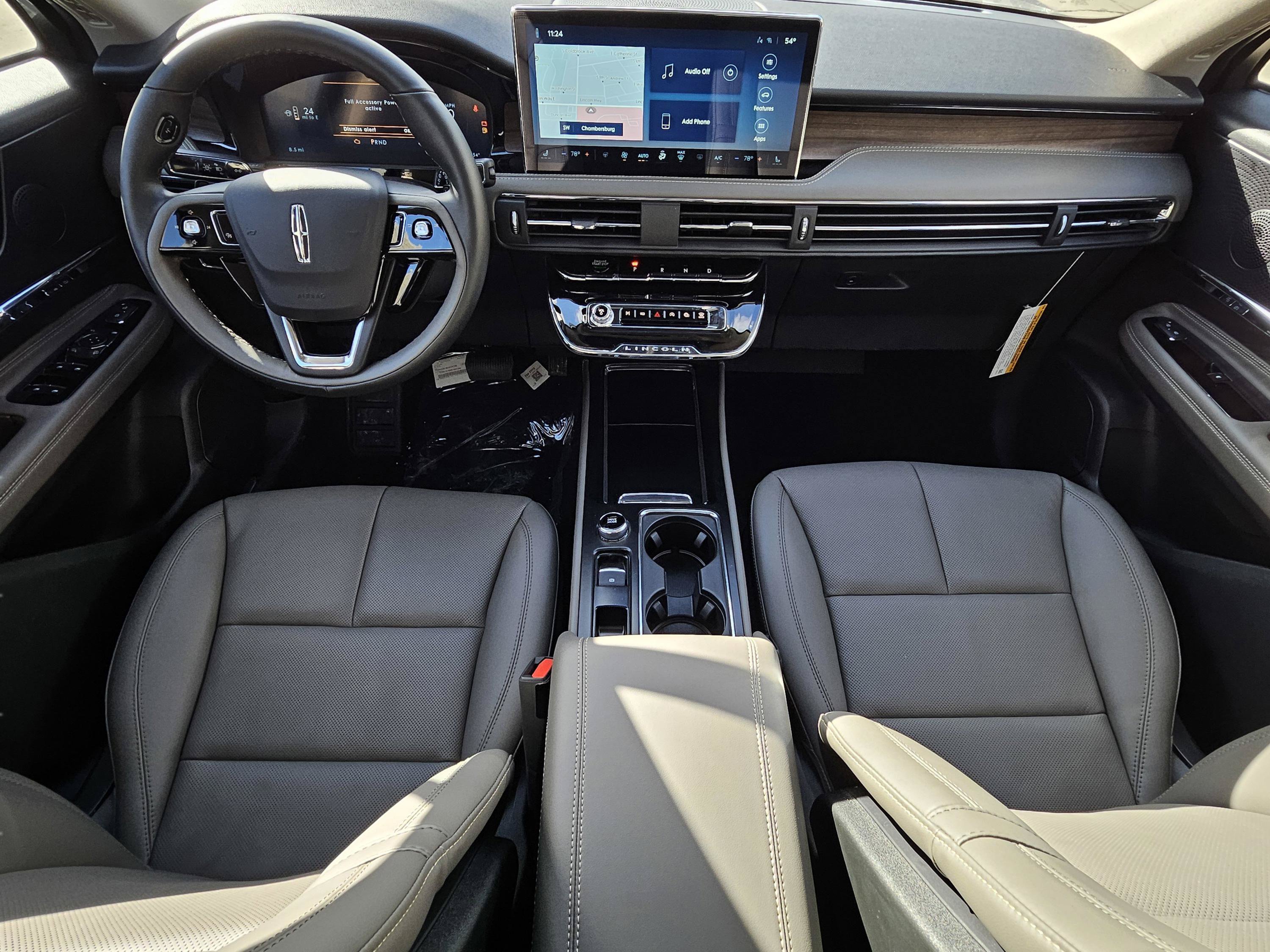 New 2026 Lincoln Corsair Reserve w/ Jet Appearance Package AWD/4WD image 16