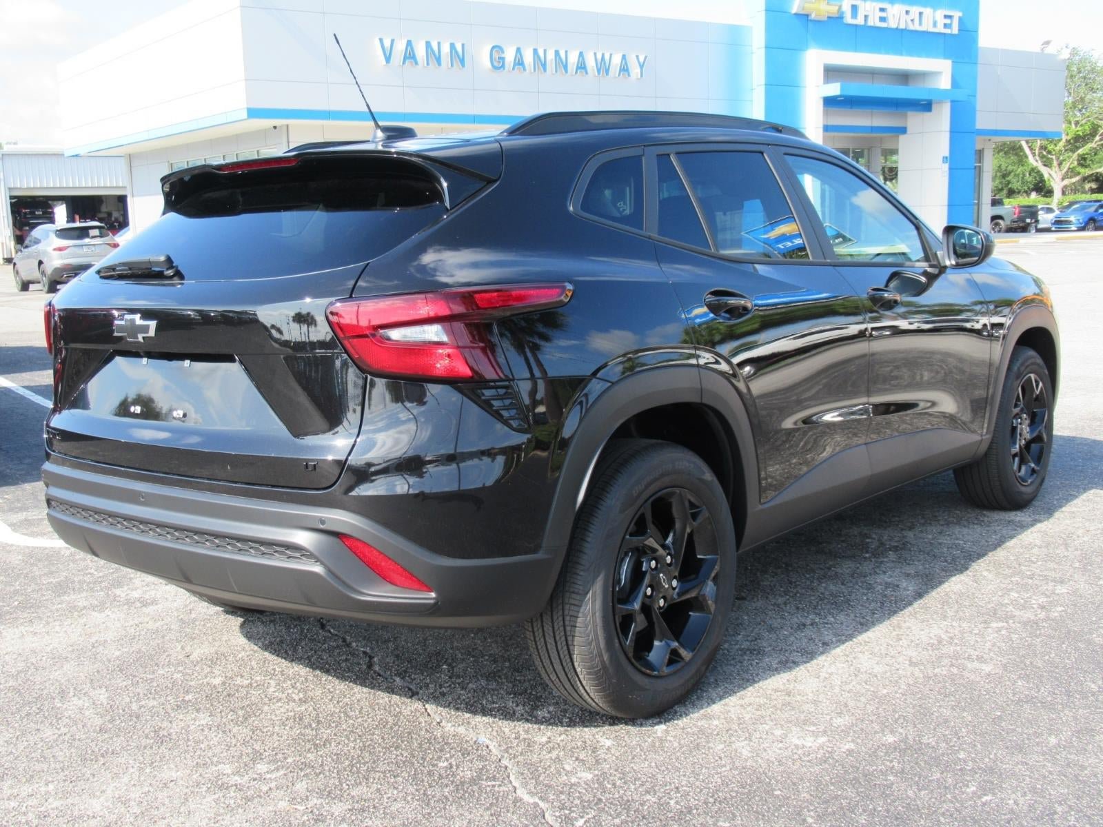 New 2026 Chevrolet Trax LT w/ Driver Confidence Package FWD image 5
