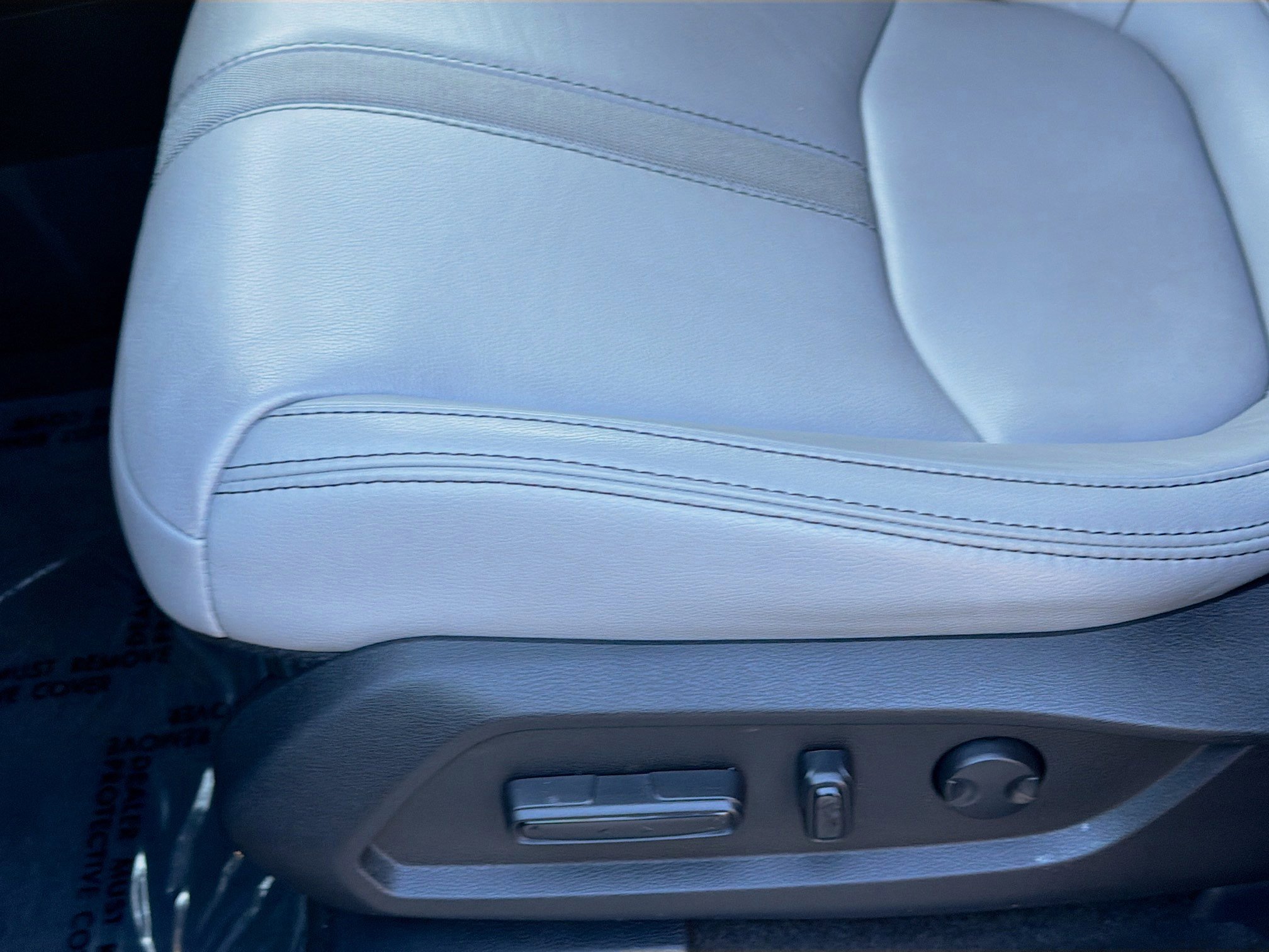 Certified 2025 Honda Pilot EX-L image 17
