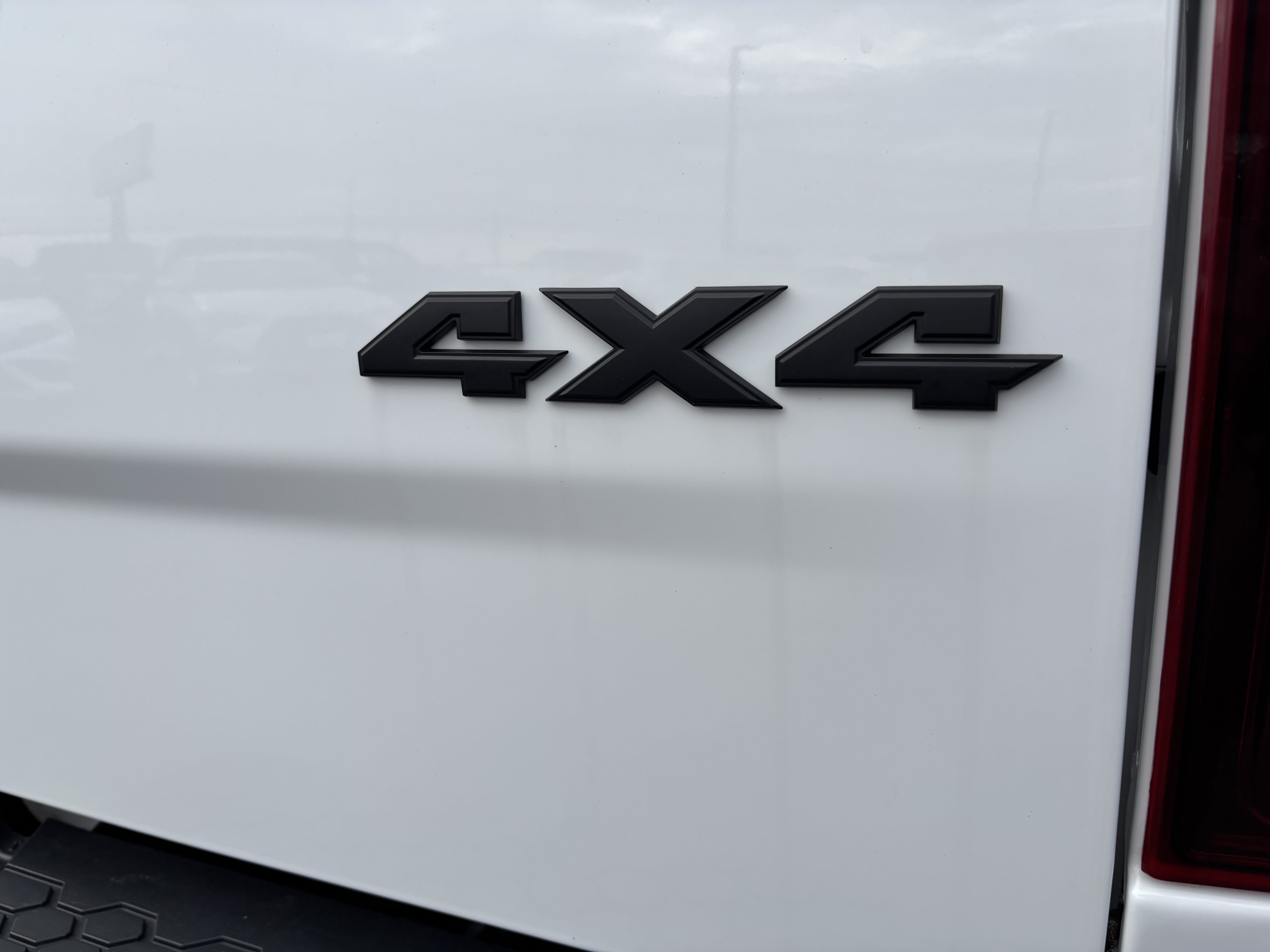 Used 2024 RAM 1500 Warlock AWD/4WD image 11