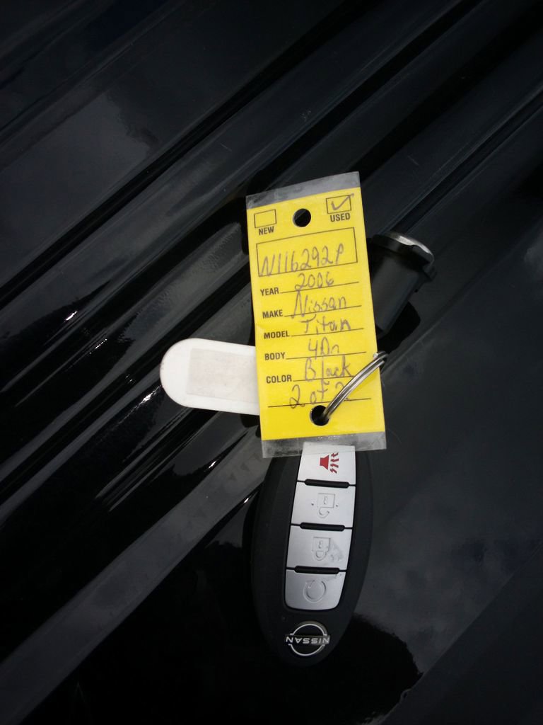 Certified 2024 Nissan Titan SV w/ SV Convenience Package image 30