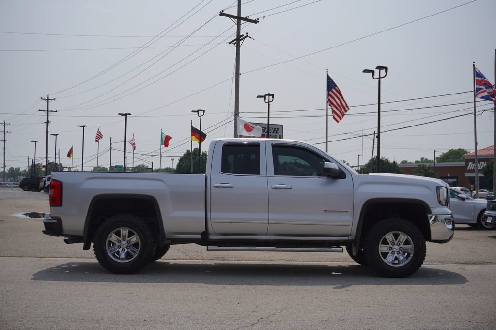 Used 2018 GMC Sierra 1500 SLE w/ SLE Value Package AWD/4WD image 8