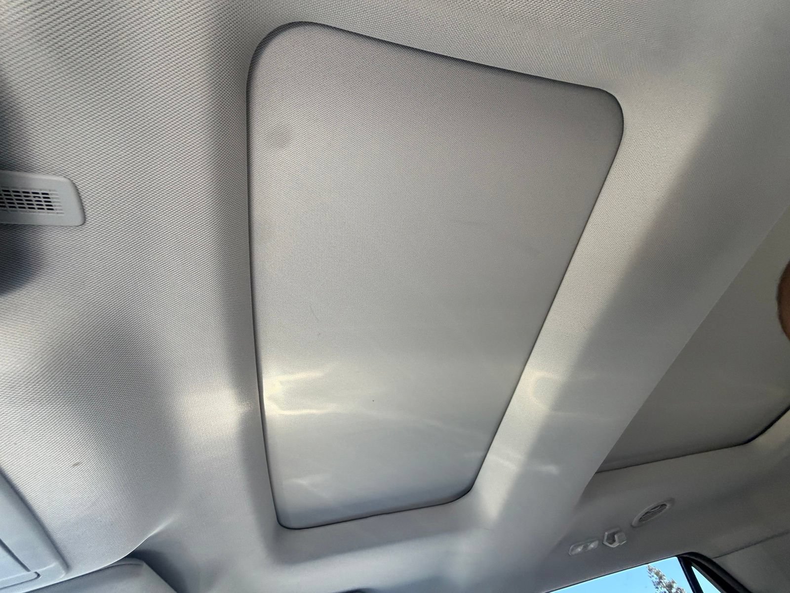 Used 2019 Ford Explorer Platinum AWD/4WD image 14