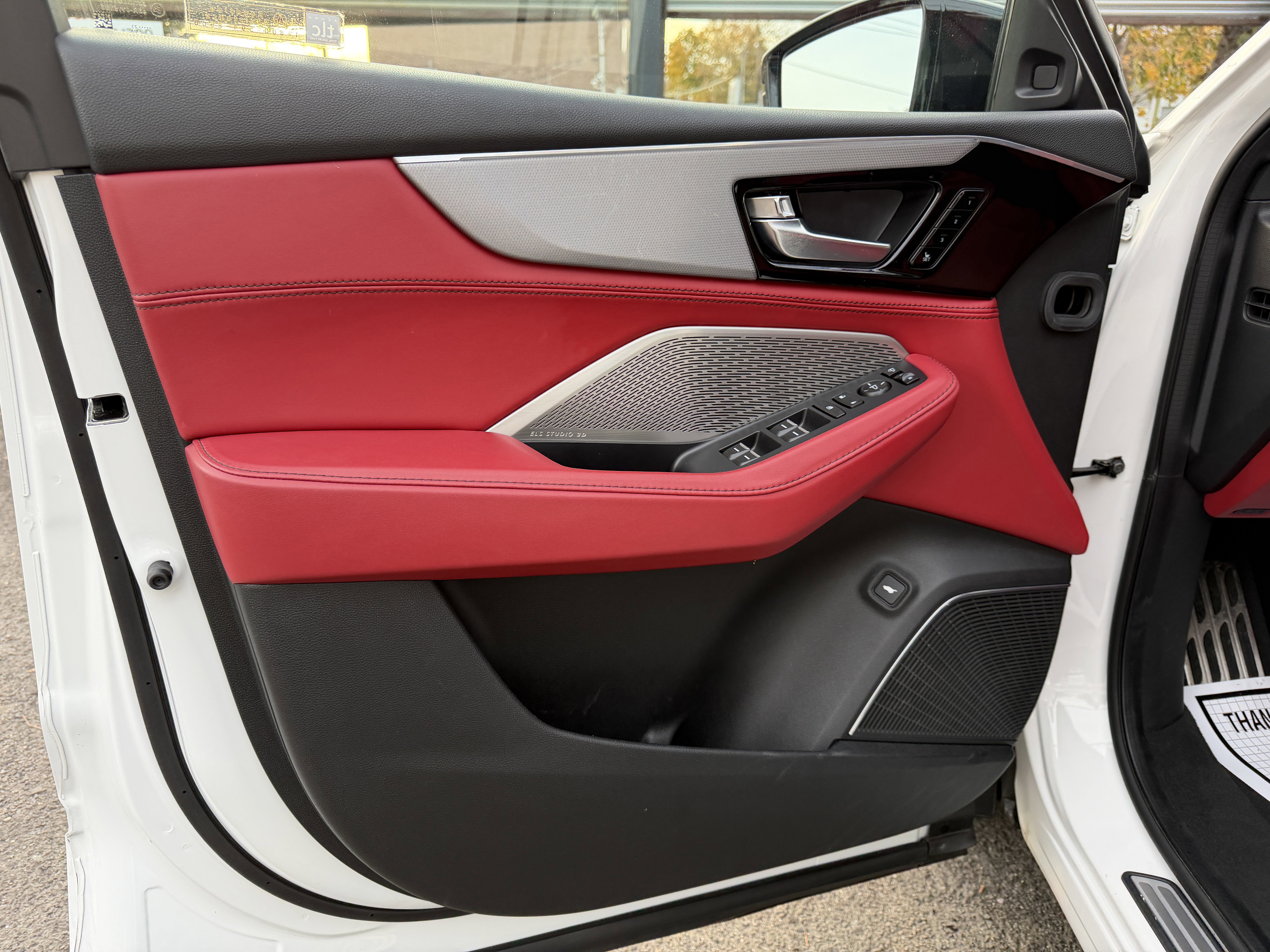 Used 2023 Acura MDX A-Spec image 28