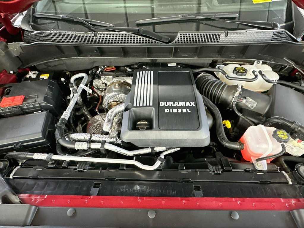Used 2025 Chevrolet Silverado 1500 LTZ w/ Technology Package AWD/4WD image 33