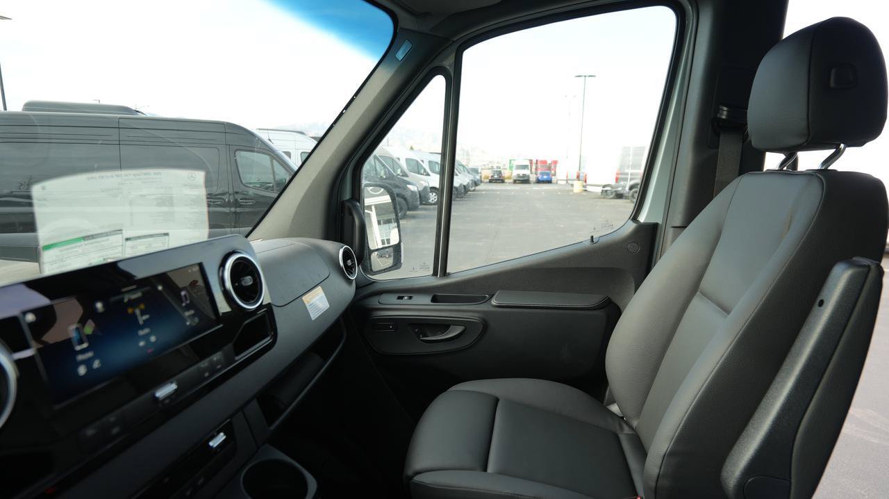 New 2026 Mercedes-Benz Sprinter 2500 image 16