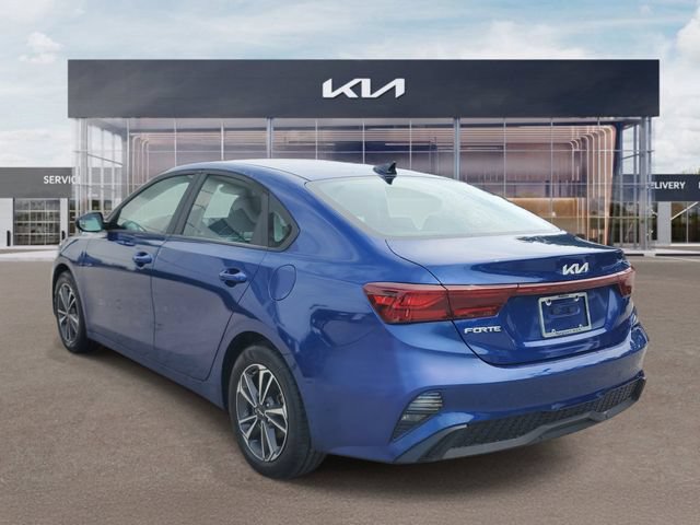 Certified 2023 Kia Forte LXS FWD image 4