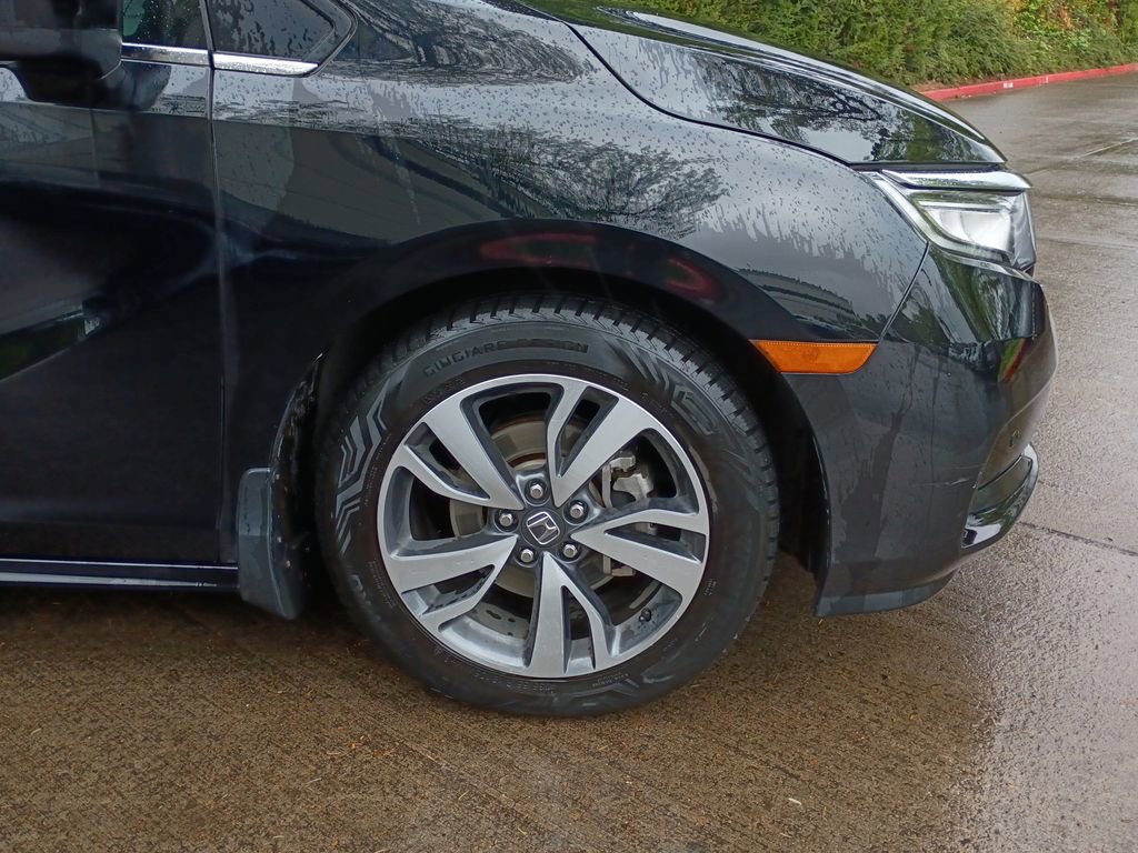 Used 2021 Honda Odyssey Touring image 2