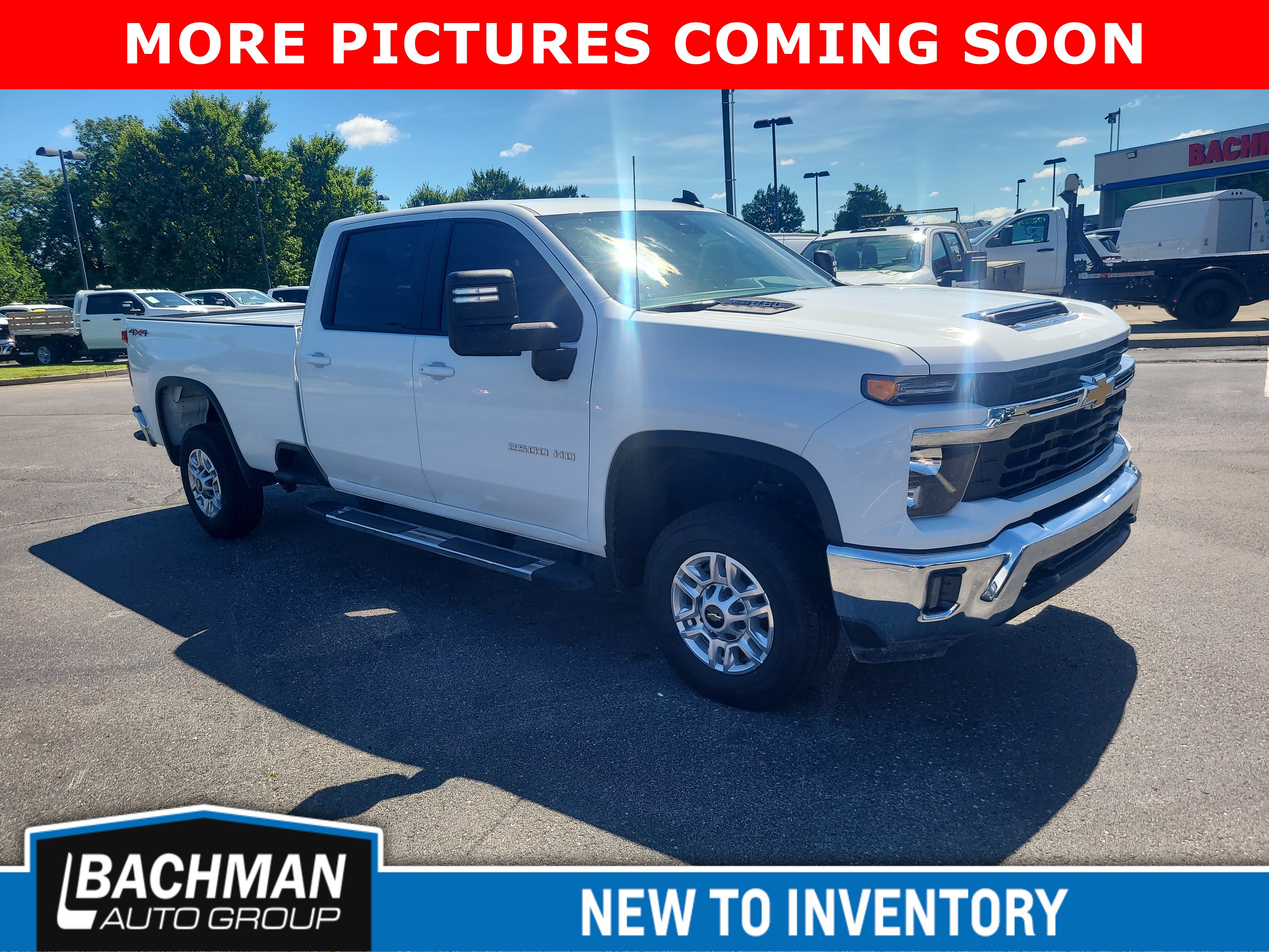 Used 2025 Chevrolet Silverado 2500 LT w/ Convenience Package AWD/4WD image 1