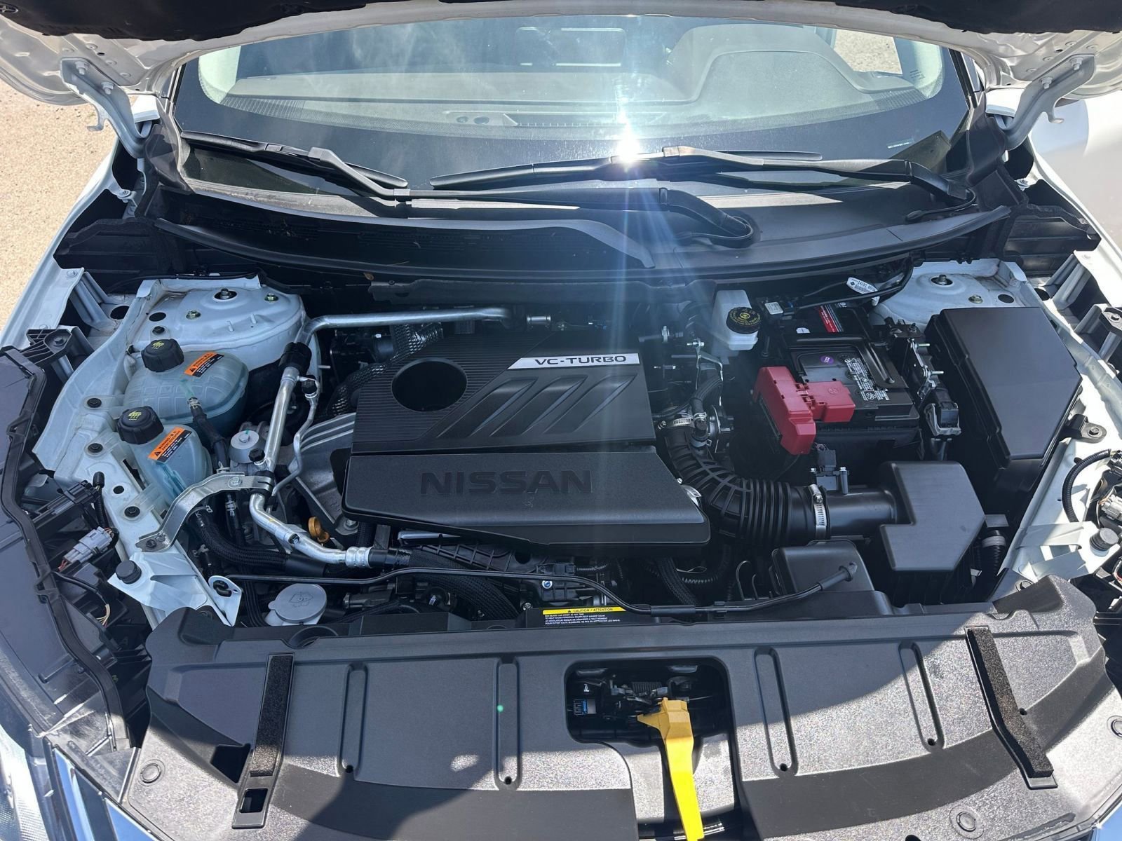 Used 2023 Nissan Rogue SV image 32