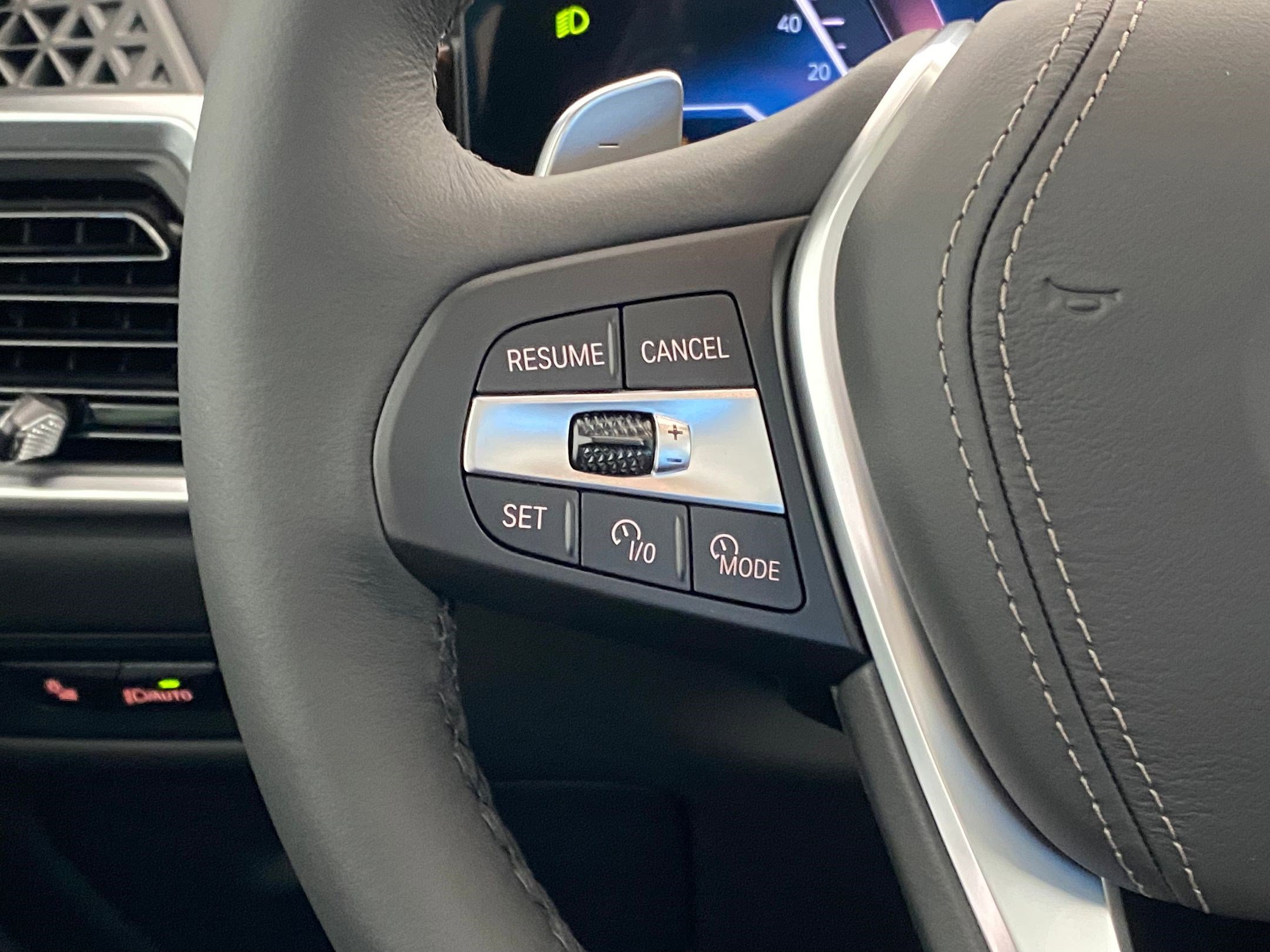 Used 2026 BMW X5 xDrive40i w/ Premium Package image 17