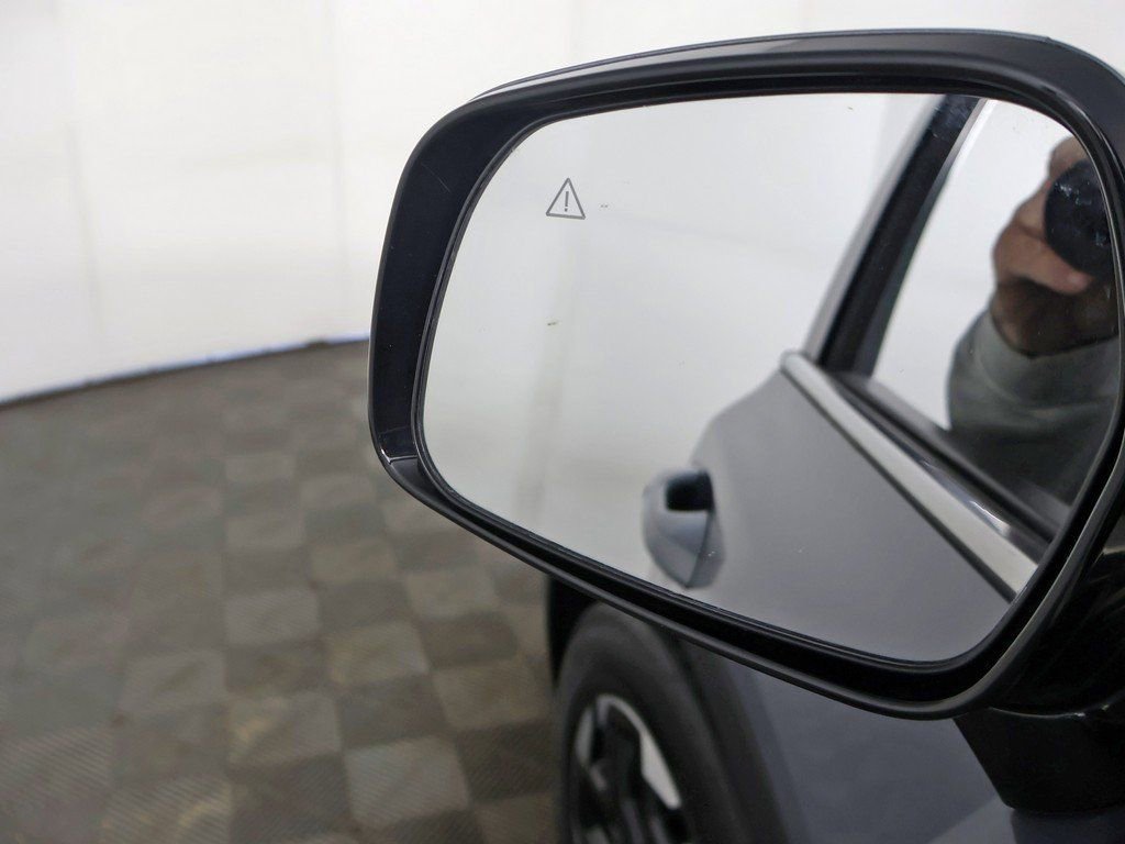 Used 2024 Kia Sorento S image 35