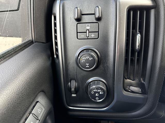 Used 2018 Chevrolet Silverado 1500 LTZ w/ Sport Package AWD/4WD image 51