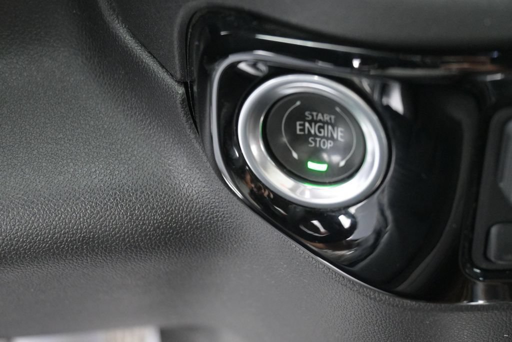 Used 2023 GMC Sierra 1500 Elevation w/ Preferred Package AWD/4WD image 32