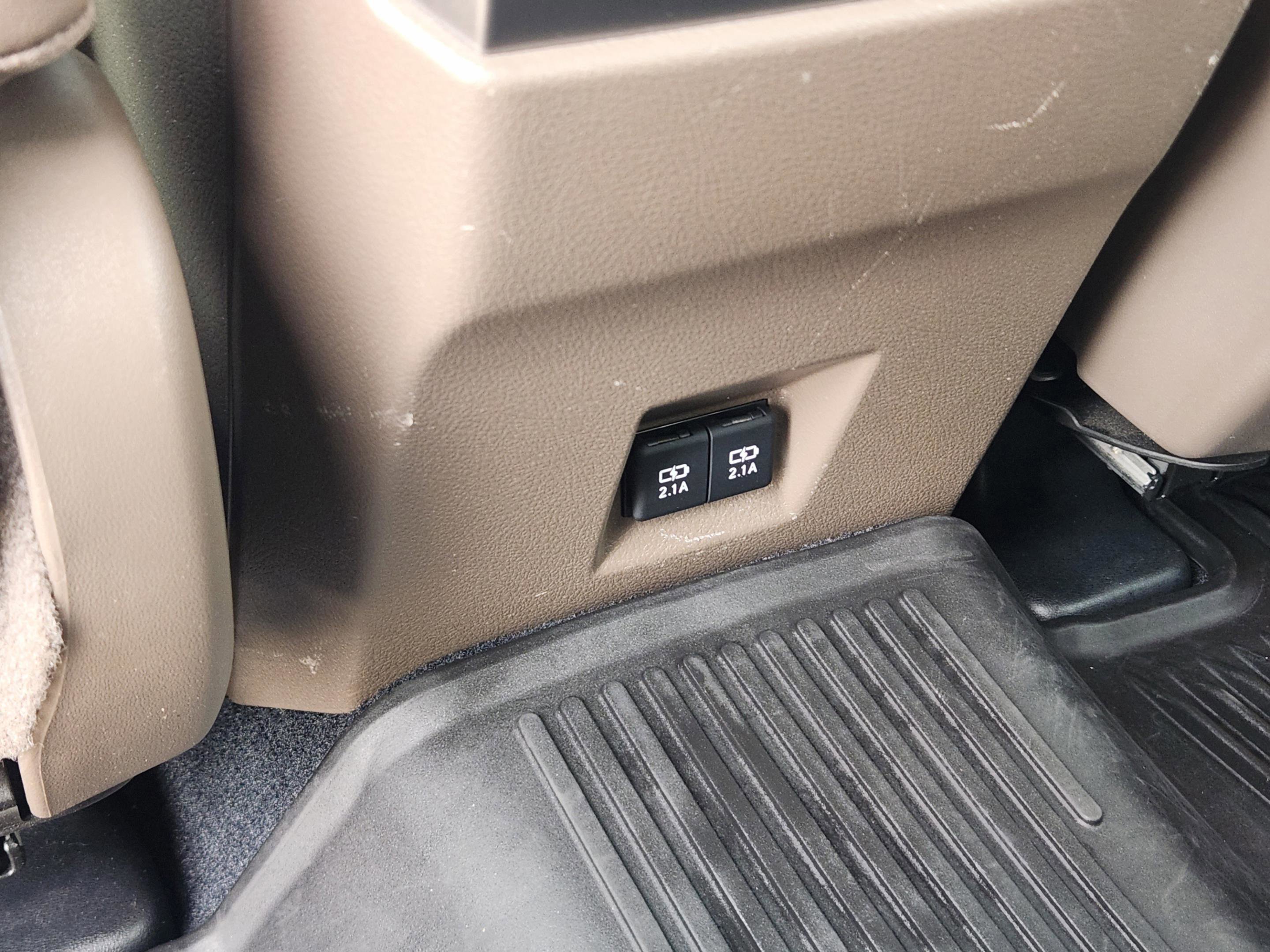 Used 2023 Lexus GX 460 Luxury w/ Sport Design Package image 32